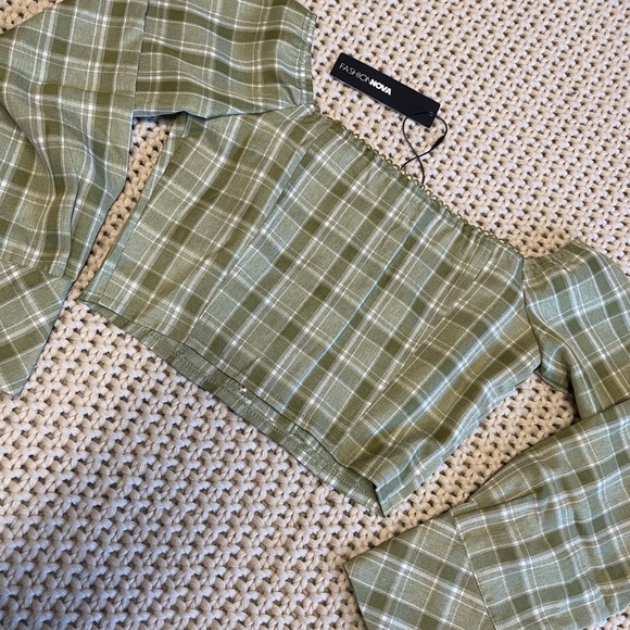 Beeba Plaid Off-Shoulder Top - Picture 4 of 6